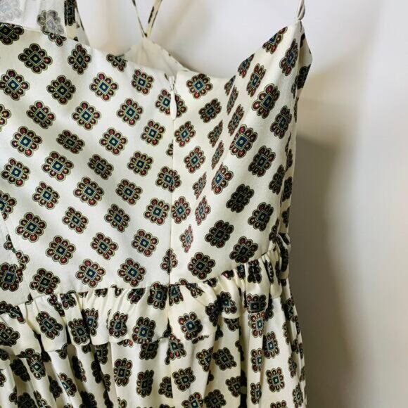 Cinq a Sept Silk Geneva Dress Ivory Multi Medallion Print Sz Small - Picture 4 of 8